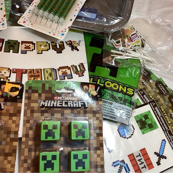 Minecraft Party Supplies Set - Picture 4 of 4